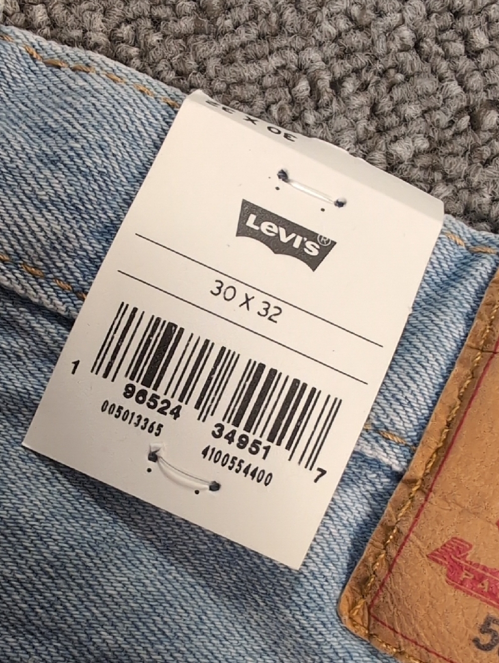 NWT Levi's 501 Original Fit Jeans, 32x32, Light Wash - Stretch Denim - Picture 6 of 10
